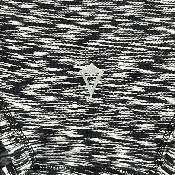 IVIVVA By Lululemon Girls Top Size 12 Black Tank Casual Athletic EUC - Picture 6 of 6